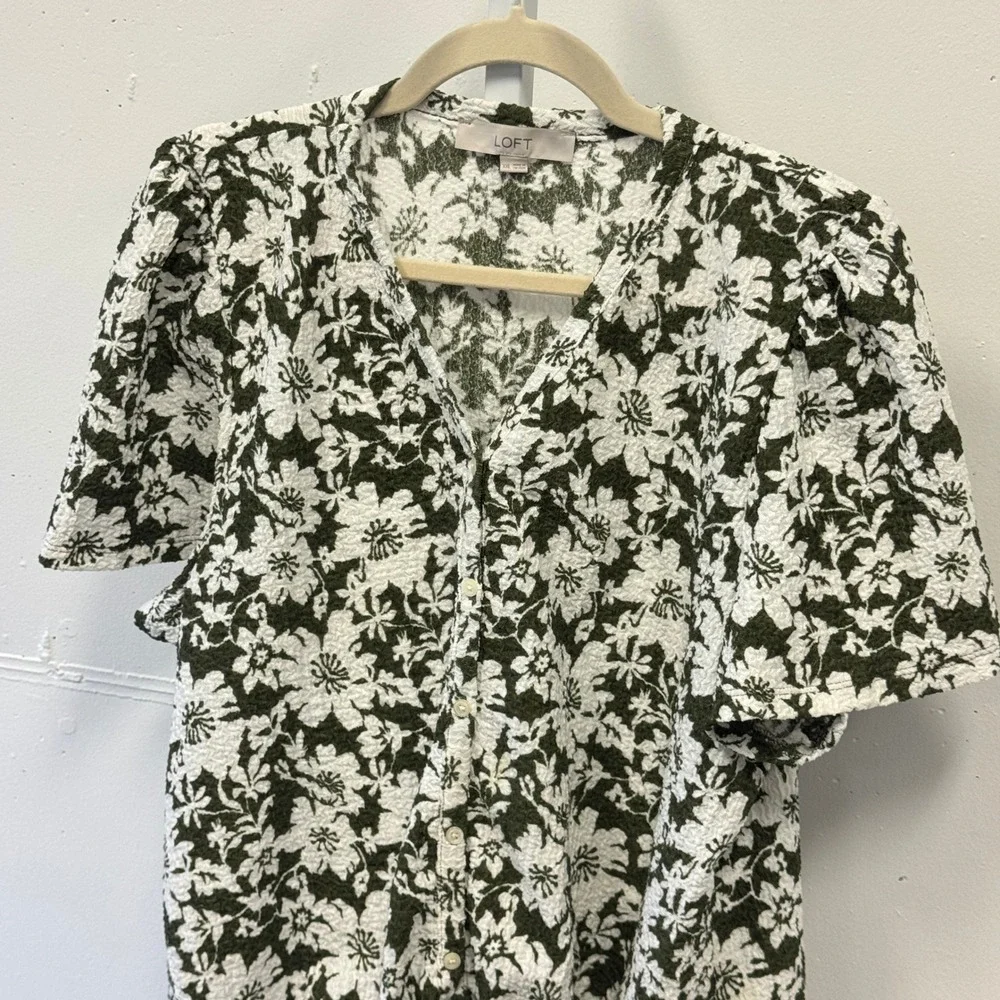 LOFT Olive Green White Floral Textured Tie Front Puff Sleeve Blouse XXL Boxy